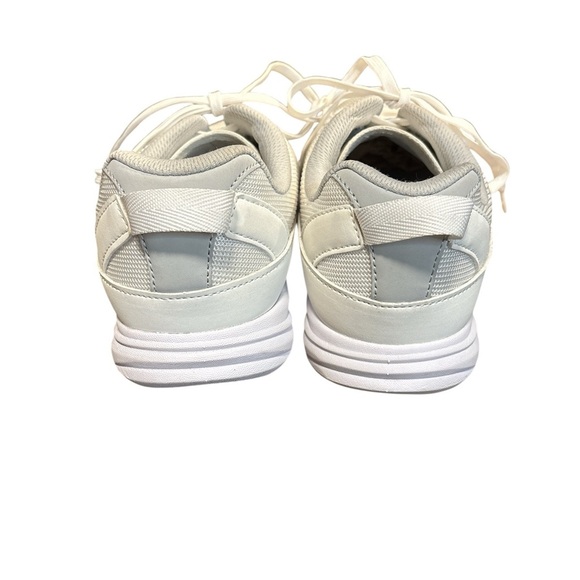 Vionic Ladies Walk Max Sneaker, Like New Condition, Size 9, No Box - Picture 3 of 7